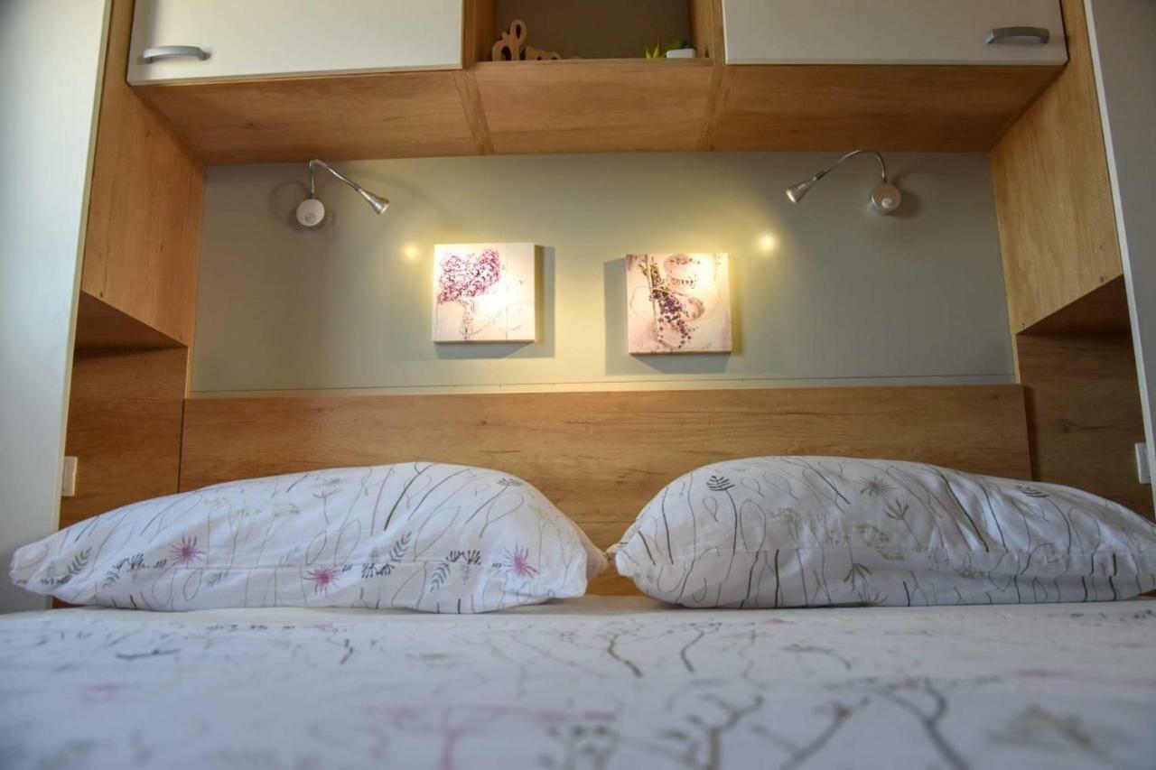 Mobile Home Laura Тисно Екстер'єр фото