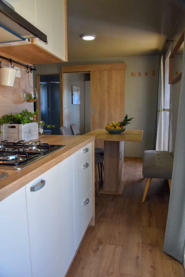 Mobile Home Laura Тисно Екстер'єр фото