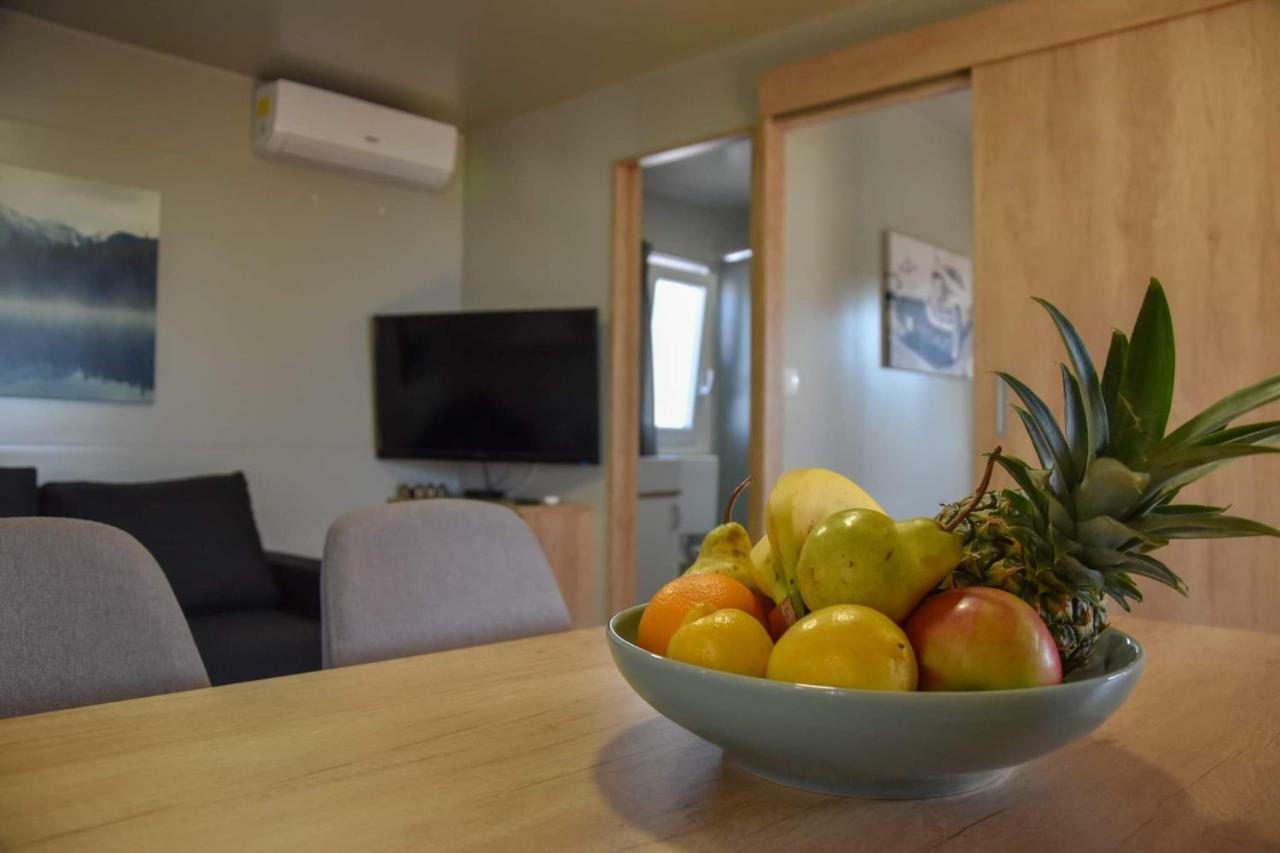 Mobile Home Laura Тисно Екстер'єр фото