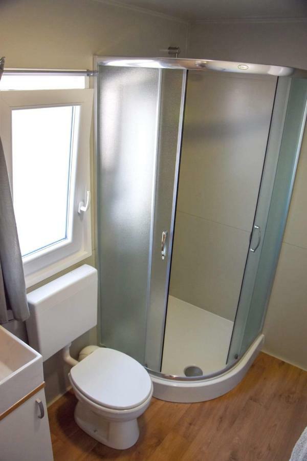 Mobile Home Laura Тисно Екстер'єр фото
