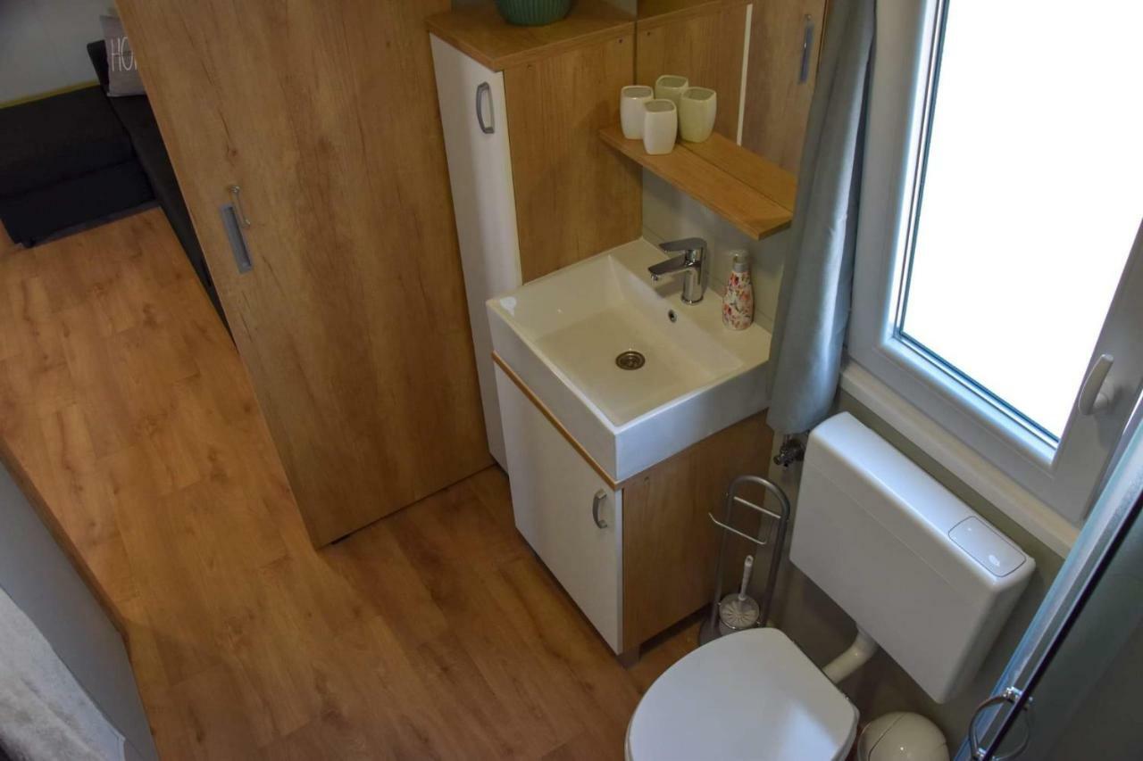 Mobile Home Laura Тисно Екстер'єр фото