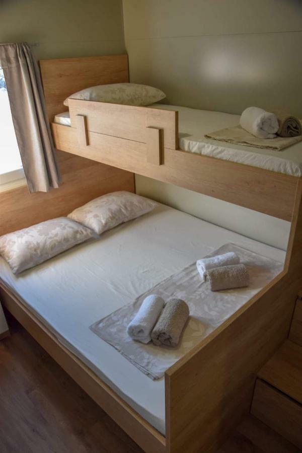 Mobile Home Laura Тисно Екстер'єр фото